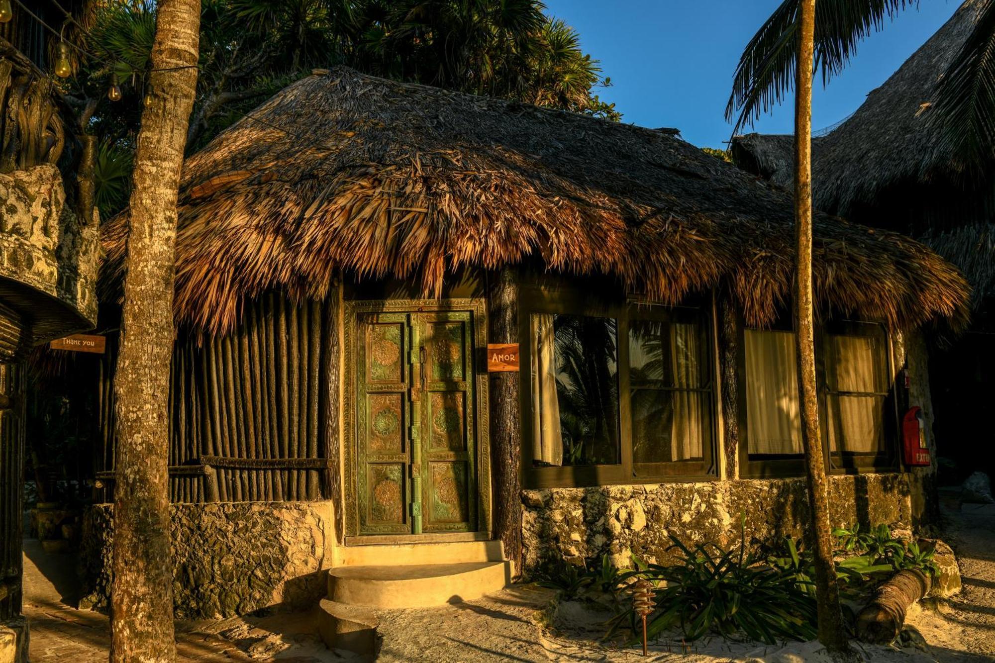 Готель Diamante K - Inside Tulum National Park Екстер'єр фото
